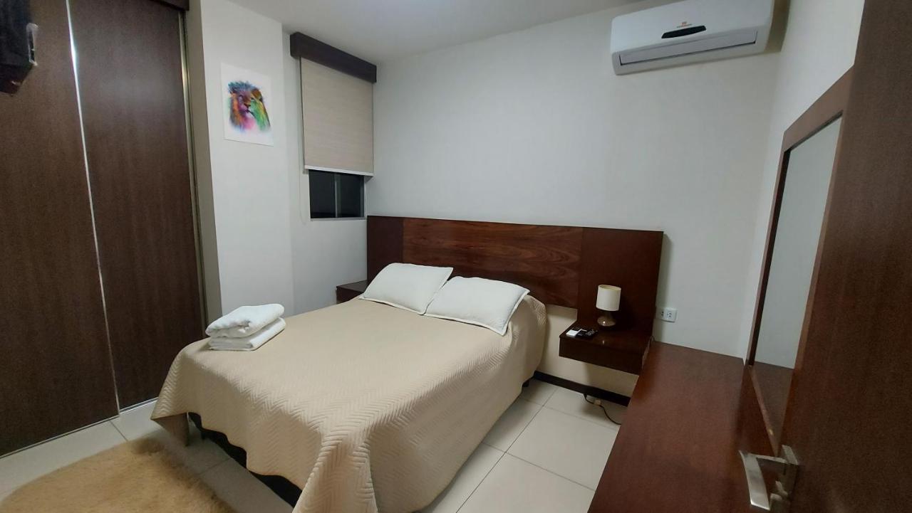 Hermoso Y Unico Apartamento Moderno, En Pleno Centro De Santa Cruz, Con Netflix Wi-Fi De 60 Mb, Estacionamiento Gratis Y Ac En Todos Los Ambientes Санта Крус де ла Сиера Екстериор снимка