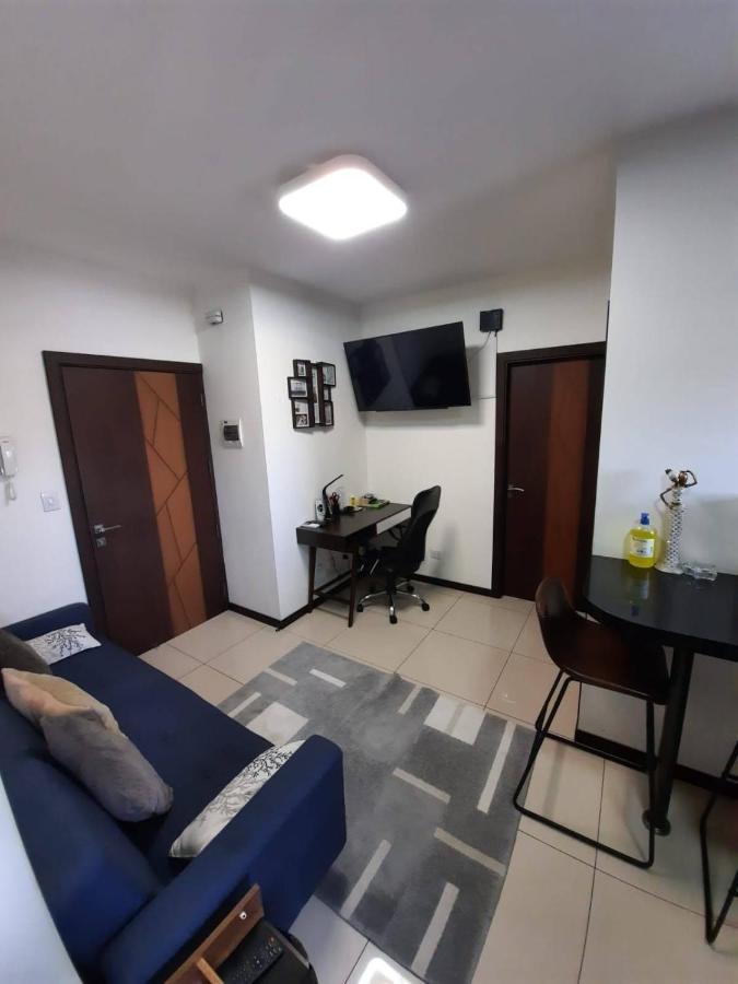 Hermoso Y Unico Apartamento Moderno, En Pleno Centro De Santa Cruz, Con Netflix Wi-Fi De 60 Mb, Estacionamiento Gratis Y Ac En Todos Los Ambientes Санта Крус де ла Сиера Екстериор снимка