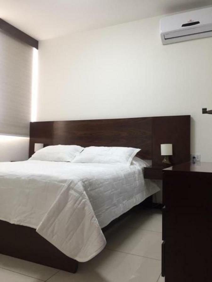 Hermoso Y Unico Apartamento Moderno, En Pleno Centro De Santa Cruz, Con Netflix Wi-Fi De 60 Mb, Estacionamiento Gratis Y Ac En Todos Los Ambientes Санта Крус де ла Сиера Екстериор снимка